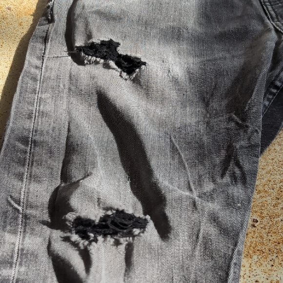 Levi's | 512 Black Acid Stretch Jeans with Distressed Vintage Style Size 32 - Picture 2 of 10